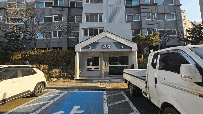 충청북도 청주시 상당구 금천동 270 장자마을현대아파트 203동 3층 301호 아파트 경매 사진 2