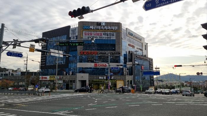 경상남도 창원시 진해구 장복대로 171, 3층301호 (자은동,다온빌딩)구) 경상남도 창원시 진해구 자은동 143-1 근린상가 경매 사진 1