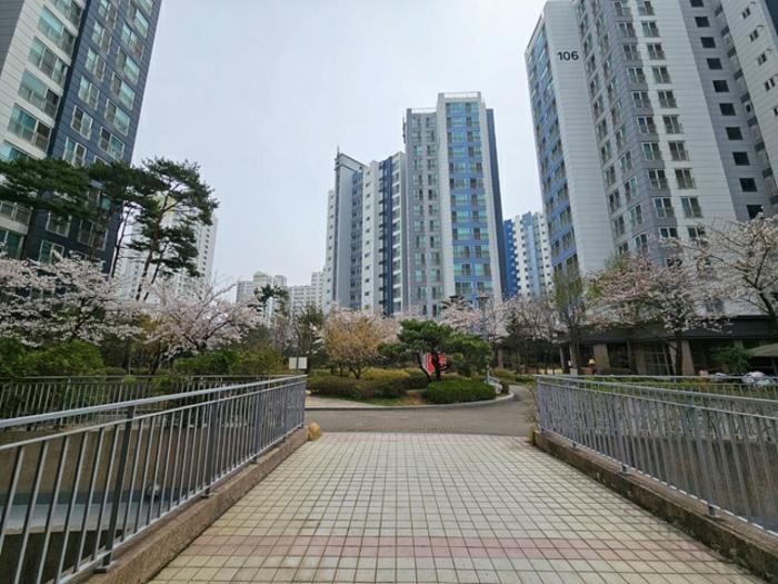 경기도 화성시 남양읍 역골동로 94, 105동 15층1502호 (남양우림필유아파트)구) 경기도 화성시 남양읍 남양리 2047 아파트 경매 사진 3