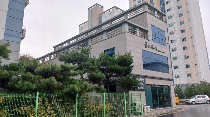 경상남도 거창군 거창읍 거열로1길 100-24, 상가동 2층2201호 (나리안길아파트)구) 경상남도 거창군 거창읍 중앙리 2-21 근린상가 경매 사진 2