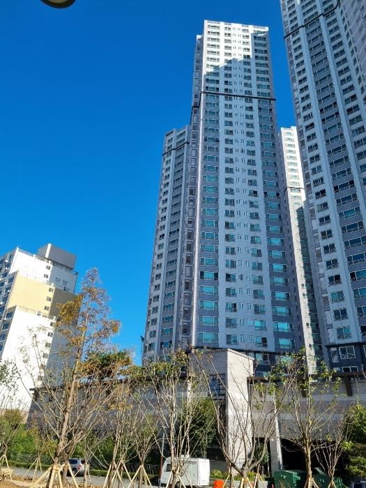 전북특별자치도 군산시 번영로 190, 101동 33층3303호 (조촌동,센트럴파크)구) 전북특별자치도 군산시 조촌동 769-4 아파트 경매 사진 2