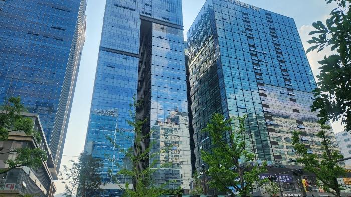 서울특별시 금천구 가산디지털2로 95, 제9층 제911호 (가산동, 케이엠타워)구) 서울특별시 금천구 가산동 550-7 아파트형공장 경매 사진 3