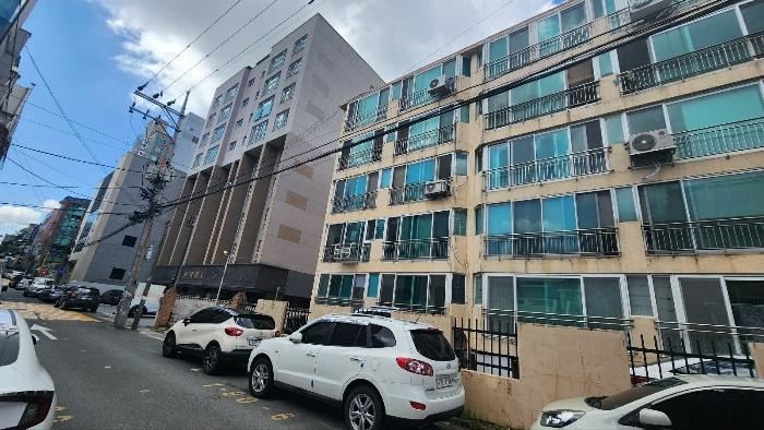 울산광역시 남구 돋질로37번길 11, 1동 2층201호 (신정동,선샤인1주건축물)구) 울산광역시 남구 신정동 703-12 오피스텔 경매 사진 2
