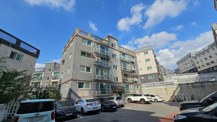 경기도 고양시 일산동구 고풍로 182-7, 2동 1층101호 (풍동,빛가람)구) 경기도 고양시 일산동구 풍동 605-33 다세대(빌라) 경매 사진 1