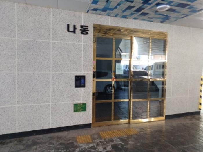 경기도 부천시 원미구 수도로 196, 나동 4층 402호 (도당동, 해솔채)구) 경기도 부천시 원미구 도당동 43-10 도시형생활주택 경매 사진 4