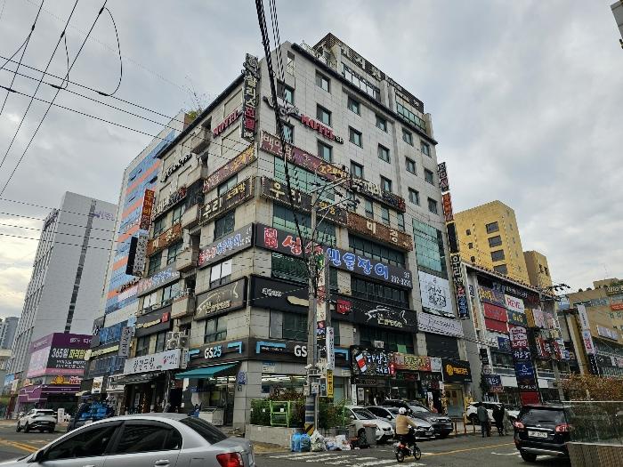 경상남도 창원시 성산구 마디미로64번길 1, 6층 601호 (상남동,미광빌딩)구) 경상남도 창원시 성산구 상남동 31-5 콘도(호텔) 경매 사진 2