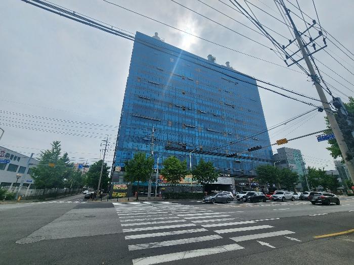 인천광역시 서구 백범로 681, 1층1010호 (가좌동,스마트테크노타워 가동)구) 인천광역시 서구 가좌동 541-1 아파트형공장 경매 사진 1