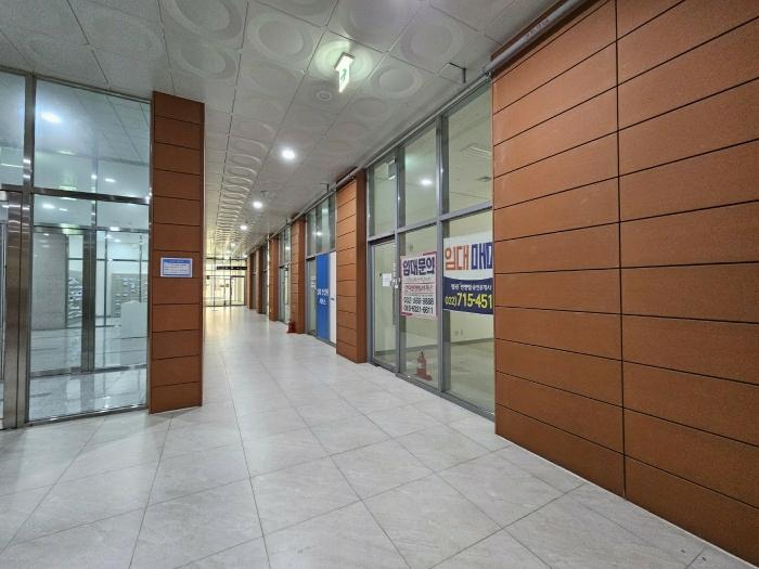 인천광역시 서구 청라커낼로288번길 26, 1층138호 (청라동,현대썬앤빌더테라스)구) 인천광역시 서구 청라동 157-10 근린상가 경매 사진 1