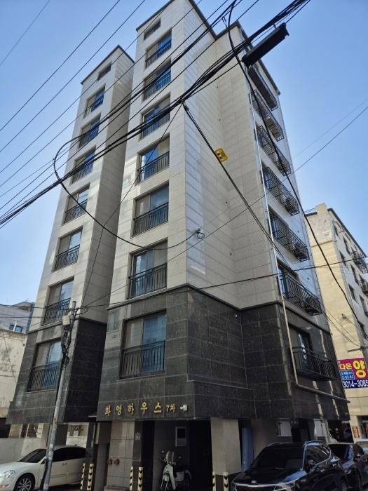 서울특별시 강동구 천호대로176길 10-9, 4층 401호 (성내동,화영하우스7차)구) 서울특별시 강동구 성내동 245-20 다세대(빌라) 경매 사진 1