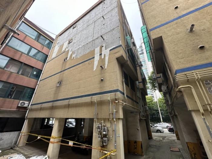 인천광역시 서구 탁옥로 8, 씨동 4층402호 (심곡동,롯데맨션)구) 인천광역시 서구 심곡동 335-3 다세대(빌라) 경매 사진 5