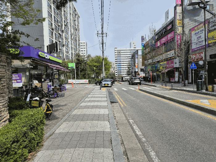 충청남도 천안시 서북구 쌍용동 1548 월봉대우아파트 101동 14층1402호 아파트 경매 사진 3
