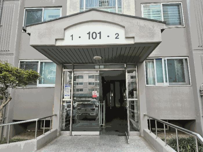 충청남도 천안시 서북구 쌍용동 1548 월봉대우아파트 101동 14층1402호 아파트 경매 사진 5
