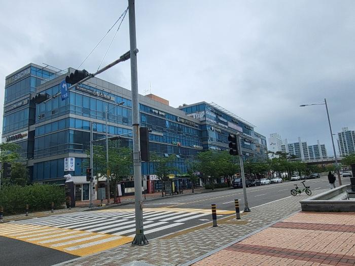 부산광역시 해운대구 좌동순환로433번길 30-1, 판매동 1층134호 (중동,해운대힐스테이트위브)구) 부산광역시 해운대구 중동 1809 근린상가 경매 사진 9