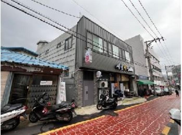 경상남도 밀양시 근린주택