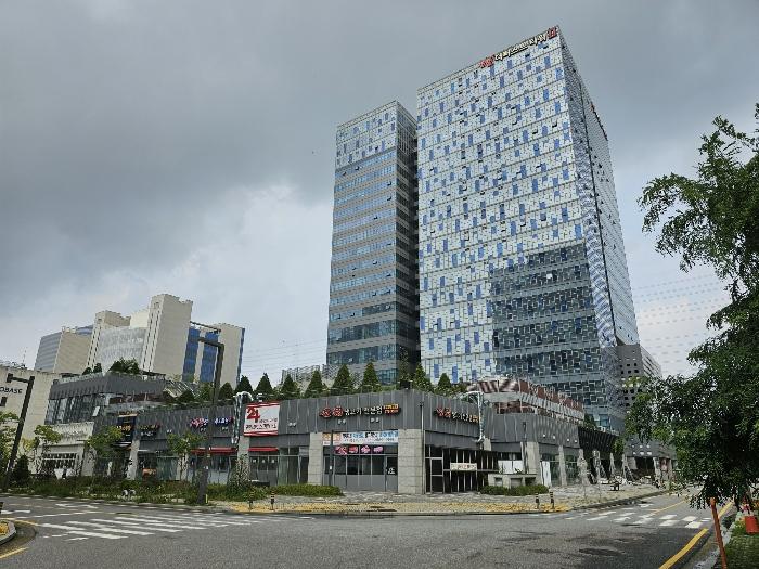 경기도 화성시 동탄기흥로 614, 1층116호 (영천동,더퍼스트타워투)구) 경기도 화성시 영천동 835-1 근린상가 경매 사진 1