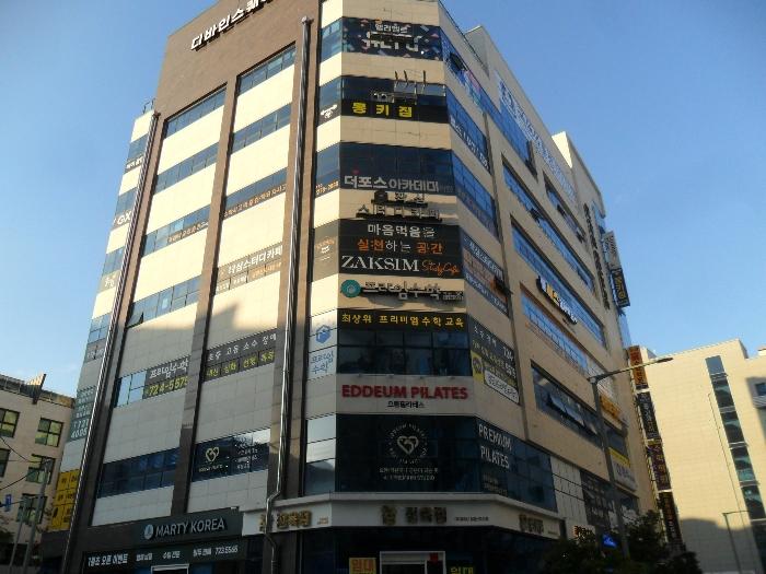부산광역시 기장군 일광읍 해빛3로 122, 1층104호 (디바인스퀘어복합상가주건축물제1동)구) 부산광역시 기장군 일광읍 삼성리 779 근린상가 경매 사진 2