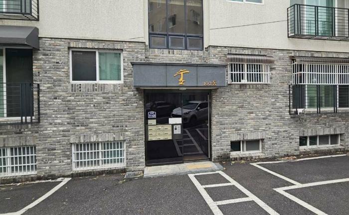 경기도 고양시 일산동구 숲속마을2로 51-63, 102동 101호 (풍동,숲빌리지)구) 경기도 고양시 일산동구 풍동 225-5 다세대(빌라) 경매 사진 2