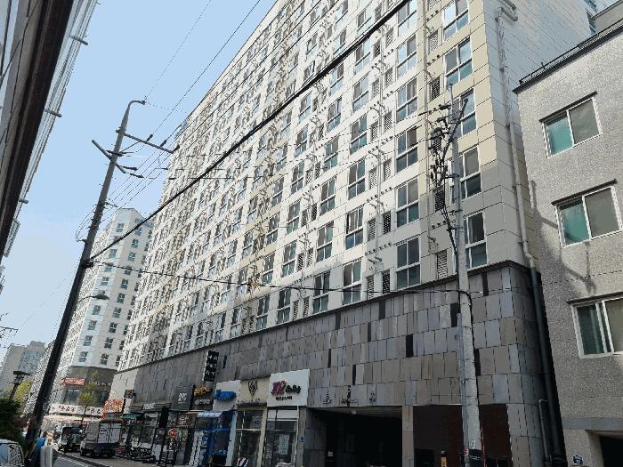 충청남도 천안시 서북구 성정동 1345 프라지움7차 4층405호 도시형생활주택 경매 사진 2