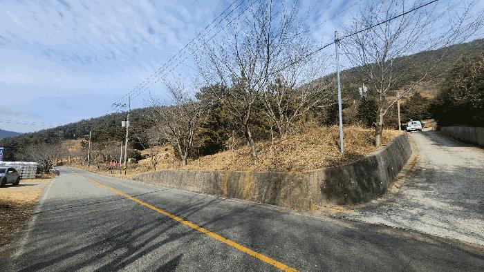 경상남도 통영시 도산면 저산리 산121 임야 경매 사진 2