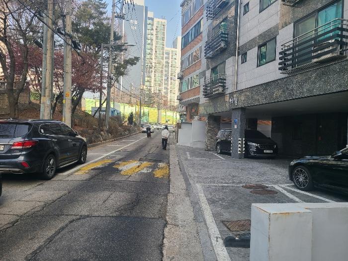 서울특별시 중랑구 용마산로122길 16, 2층201호 (망우동,하우지움)구) 서울특별시 중랑구 망우동 354-36 다세대(빌라) 경매 사진 3