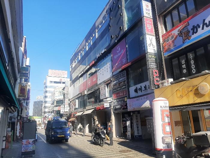 경기도 안양시 만안구 장내로139번길 52, 2층211호 (안양동,더존아카데미)구) 경기도 안양시 만안구 안양동 674-62 근린상가 경매 사진 1