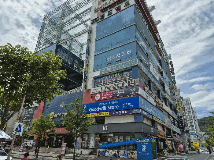 대전광역시 유성구 지족동 901-1 월드코아 2층202호 근린상가 경매 사진 2