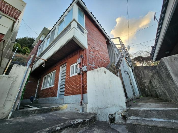 부산광역시 연제구 연산동 10-29 주택 경매 사진 2