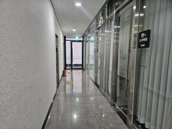 경기도 김포시 김포한강4로 565, 2층 210호 (구래동, 유일스카이오피스텔1)구) 경기도 김포시 구래동 6878-4 근린상가 경매 사진 2