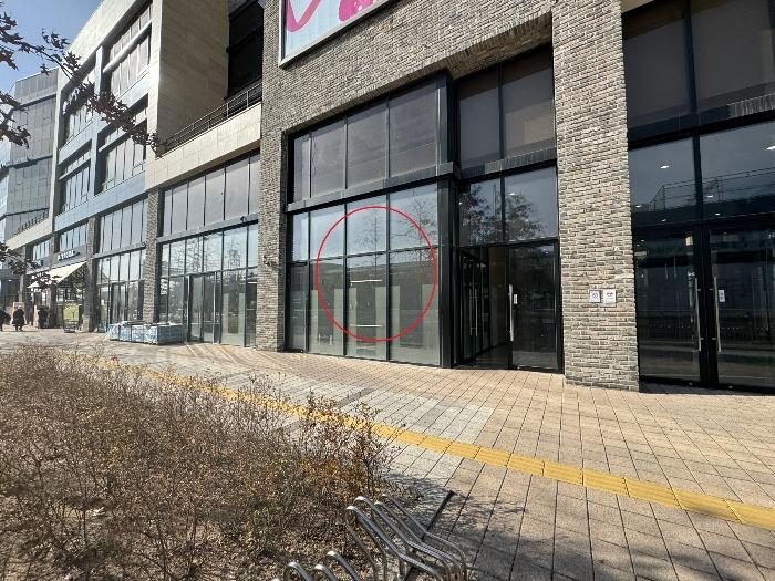 경상남도 양산시 물금읍 증산역로 177, 1층1-022호 (라피에스타양산)구) 경상남도 양산시 물금읍 가촌리 1292 근린상가 경매 사진 3
