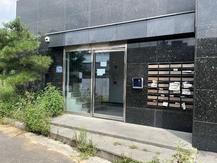 경기도 평택시 탄현1로124번길 19-2, 1동 2층205호 (서정동,제이팰리스)구) 경기도 평택시 서정동 552-62 근린상가 경매 사진 2