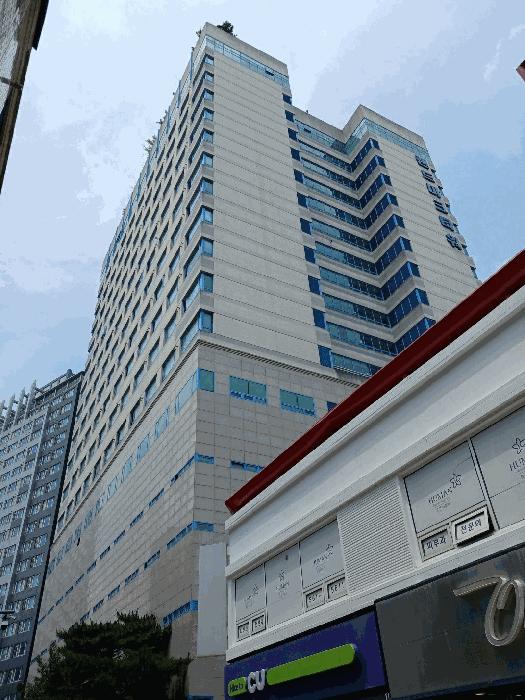 충청남도 천안시 동남구 신부동 451-2 천안랜드마크타워 16층 1618호 오피스텔 경매 사진 2
