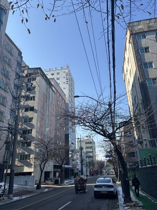 서울특별시 강서구 곰달래로 60-1, 제12층 제1202호 (화곡동, 에스엠케이아파트)구) 서울특별시 강서구 화곡동 938-23 아파트 경매 사진 1