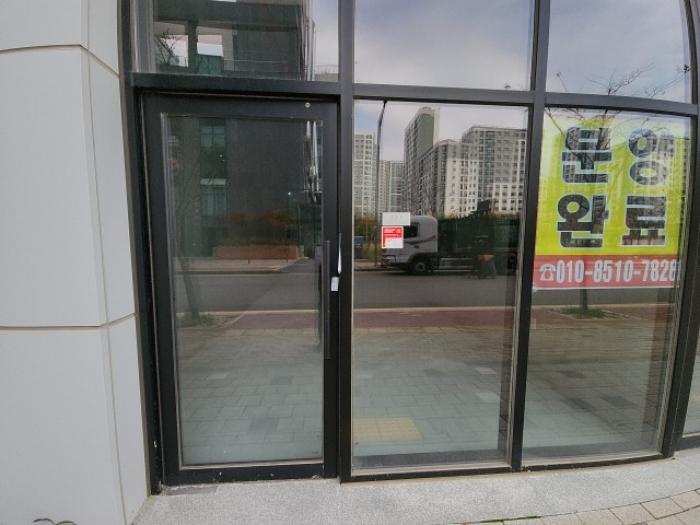 인천광역시 중구 흰바위로232번길 67, 1층121호 (운남동,광장주차타워)구) 인천광역시 중구 운남동 1603-3 근린상가 경매 사진 7