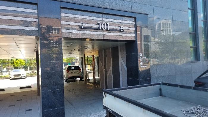 경상북도 포항시 북구 중흥로241번길 42, 9층 908호 (용흥동,빌드원르헤브3차아파트)구) 경상북도 포항시 북구 용흥동 615-21 아파트 경매 사진 2