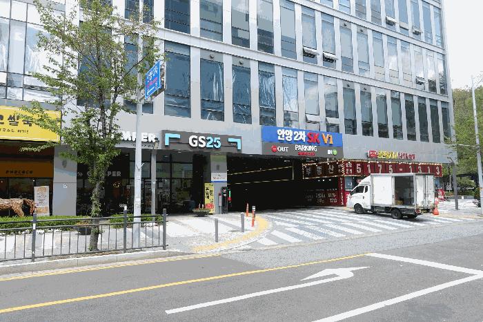 경기도 안양시 동안구 호계동 555-34 안양2차에스케이브이원센터 1층130호 근린상가 경매 사진 7