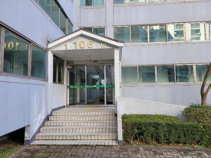 충청남도 서산시 음암면 서령로 325-23, 106동 15층1507호 (한성스위트빌)구) 충청남도 서산시 음암면 부산리 527-1 아파트 경매 사진 2