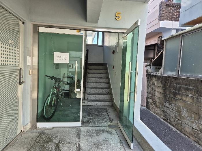 울산광역시 중구 곽남2길 9, 4층405호 (남외동,광장맨션)구) 울산광역시 중구 남외동 424-3 다세대(빌라) 경매 사진 4