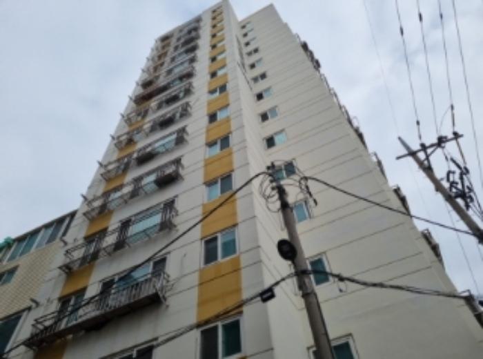 인천광역시 남동구 예술로172번길 27, 2층201호 (구월동,현대홈타운)구) 인천광역시 남동구 구월동 1125-1 오피스텔 경매 사진 1