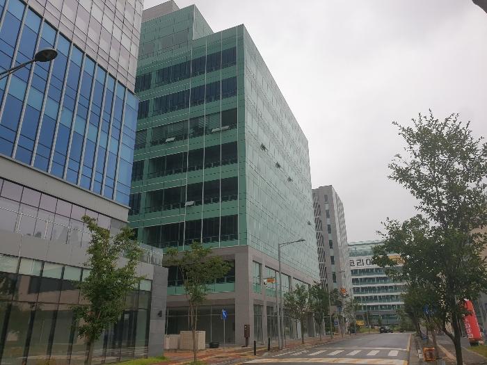 인천광역시 중구 흰바위로 244, 1층109호 (운남동,엘림프라자)구) 인천광역시 중구 운남동 1600-4 근린상가 경매 사진 2