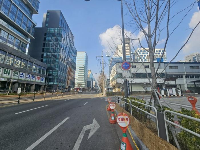 서울특별시 금천구 가산디지털2로 34, 제3층 제324호 (가산동, 지밸리더리브스마트타워)구) 서울특별시 금천구 가산동 327-5 아파트형공장 경매 사진 4