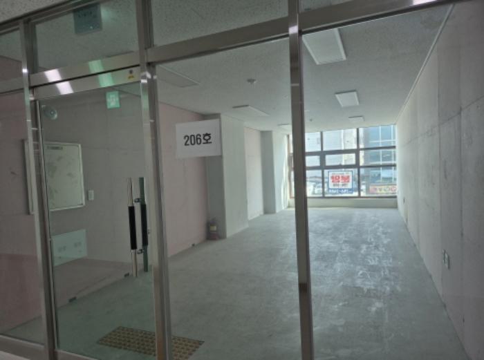 울산광역시 남구 팔등로 31, 2층201호 (신정동,신정동풀비체)구) 울산광역시 남구 신정동 547-8 근린상가 경매 사진 11