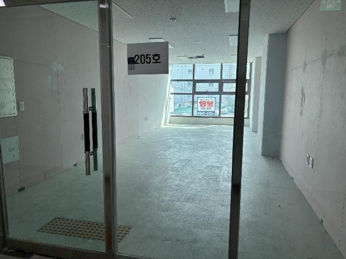 울산광역시 남구 팔등로 31, 2층201호 (신정동,신정동풀비체)구) 울산광역시 남구 신정동 547-8 근린상가 경매 사진 4