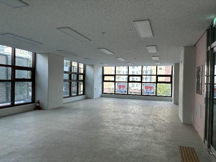 울산광역시 남구 팔등로 31, 2층201호 (신정동,신정동풀비체)구) 울산광역시 남구 신정동 547-8 근린상가 경매 사진 6