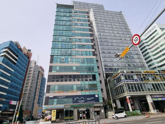 부산광역시 해운대구 구남로 49, 10층1001호 (중동,엘리시아)구) 부산광역시 해운대구 중동 1392-26 콘도(호텔) 경매 사진 1