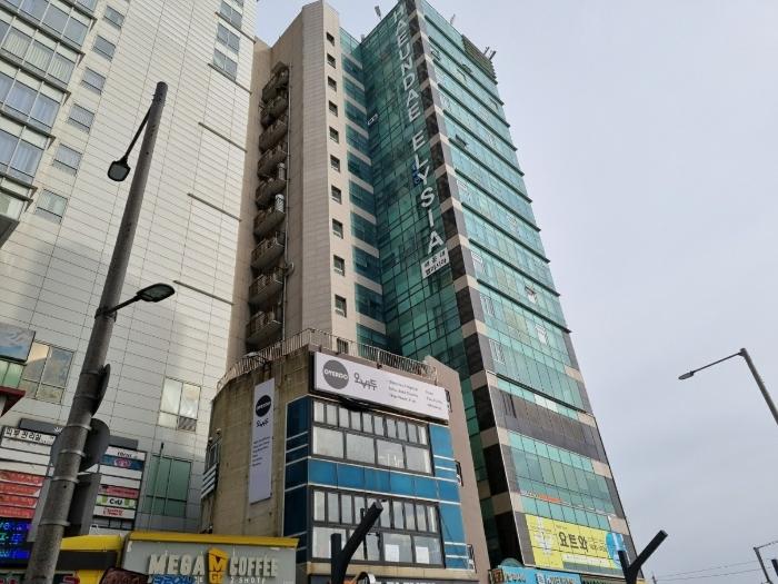 부산광역시 해운대구 구남로 49, 10층1001호 (중동,엘리시아)구) 부산광역시 해운대구 중동 1392-26 콘도(호텔) 경매 사진 2