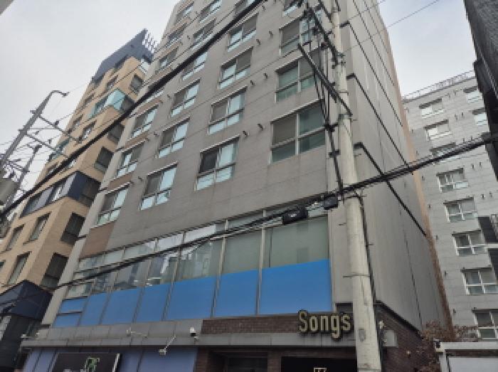 서울특별시 서대문구 이화여대5길 12, 1동 1층101호 (대현동,송스8)구) 서울특별시 서대문구 대현동 56-119 근린상가 경매 사진 2