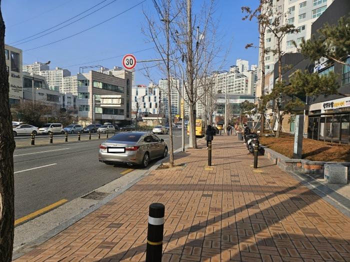 대구광역시 수성구 상록로 15, 오피스텔101동 9층906호 (범어동,범어센트럴푸르지오)구) 대구광역시 수성구 범어동 2257 오피스텔 경매 사진 2