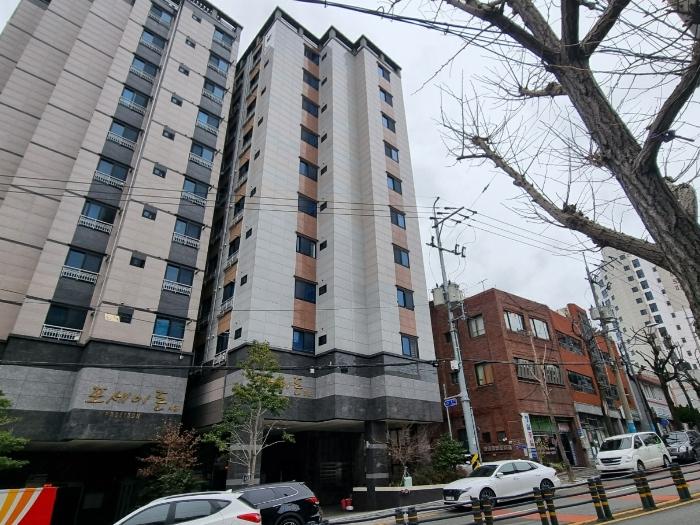 부산광역시 중구 중구로 178, 10층1005호 (영주동,포세이돈비)구) 부산광역시 중구 영주동 545-18 오피스텔 경매 사진 1