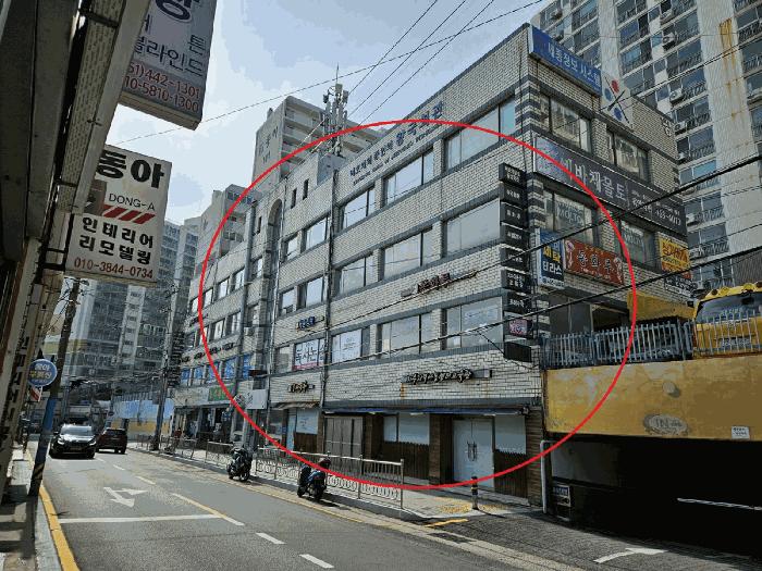 부산광역시 중구 망양로 396, 상가1동 지하층비01호 (영주동,동아아파트)구) 부산광역시 중구 영주동 160 근린상가 경매 사진 1