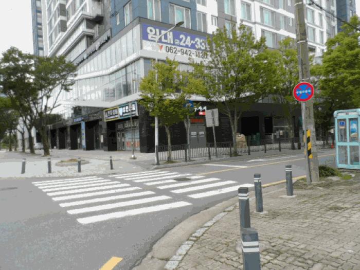 광주광역시 광산구 우산동 1607-1 무진로더브이벨라코트 상가동 1층107호 근린상가 경매 사진 2